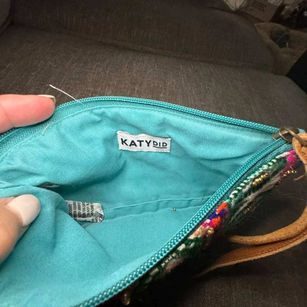 Wristlet Beaded Hobo bag/clutch - Picture 5 of 7